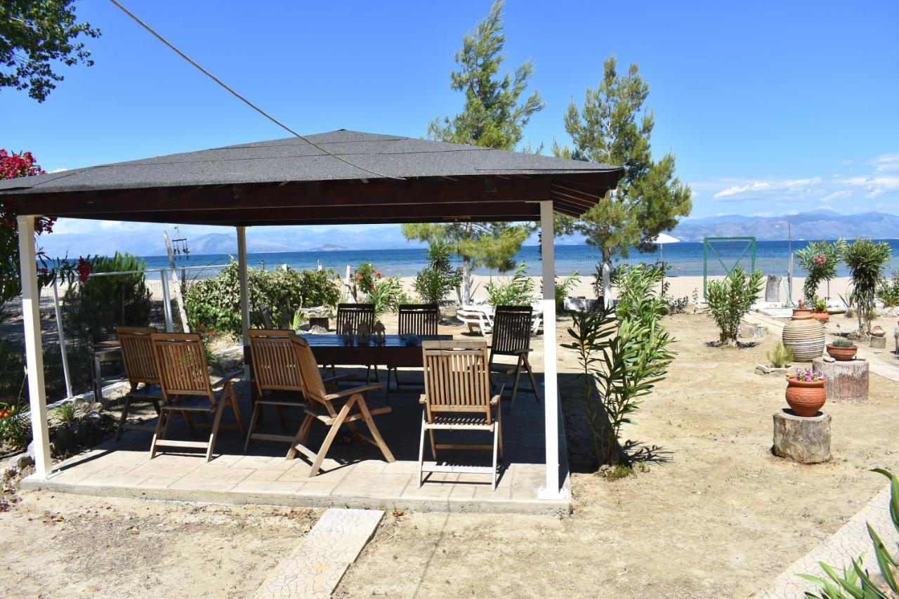 Bouka Beachfront Bungalows Agios Nikolaos  ภายนอก รูปภาพ